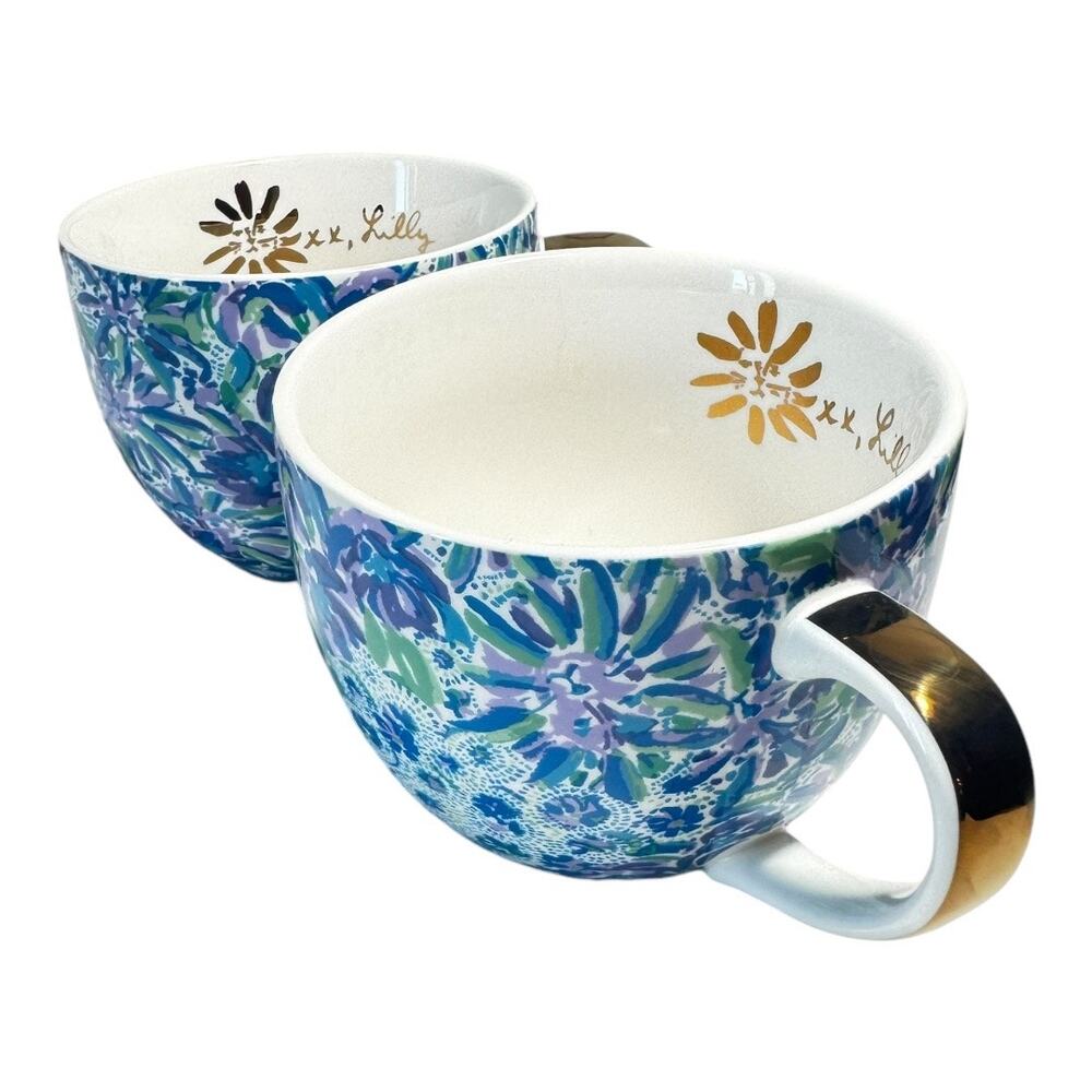 Set of 2 Lilly Pulitzer Blue Surf Ceramic Teacups  Lion & Gold Handle  12 oz